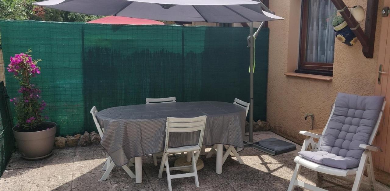 Appartement T2 46M2 Avec Grande Terrasse Sanary-sur-Mer Exteriér fotografie