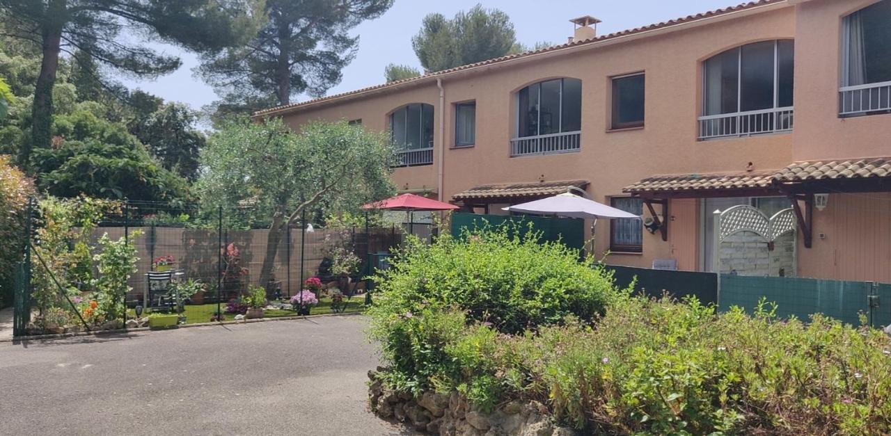 Appartement T2 46M2 Avec Grande Terrasse Sanary-sur-Mer Exteriér fotografie
